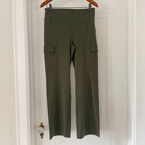 Women's Olive Green Cargo Pocket Wide-Leg Pants